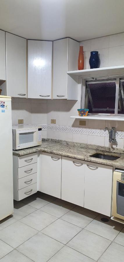 Cobertura Triplex Na Praia Da Enseada Гуаружа Экстерьер фото