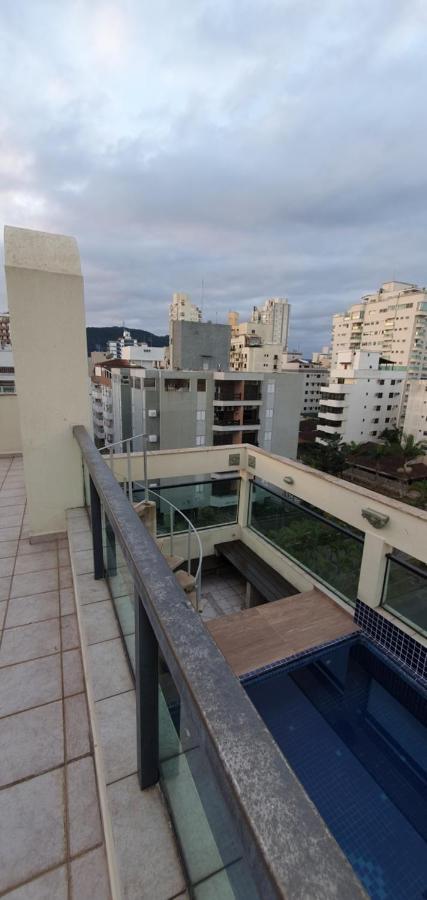 Cobertura Triplex Na Praia Da Enseada Гуаружа Экстерьер фото