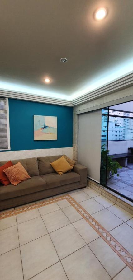Cobertura Triplex Na Praia Da Enseada Гуаружа Экстерьер фото